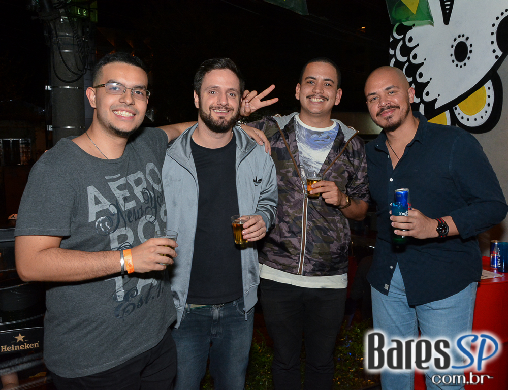 NaMadá recebe Felipe Augusto, grupo Éh Natural e Felipe Marques nesta sexta-feira NaMadá recebe Felipe Augusto, grupo Éh Natural e Felipe Marques nesta sexta-feira