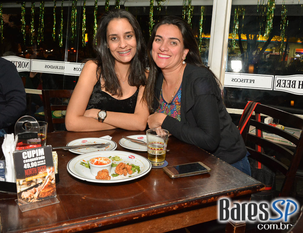 Sábado com muito samba, feijoada e pop music animando o North Beer Sábado com muito samba, feijoada e pop music animando o North Beer