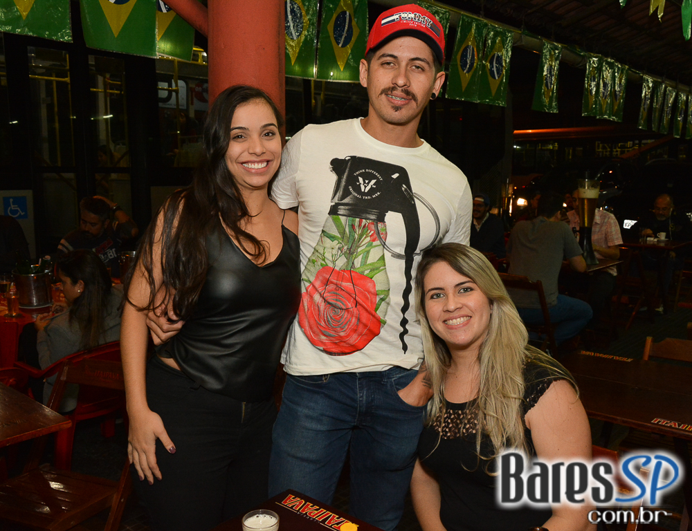 Famoso Bar do Justo transmite jogos da Copa do Mundo 2018 com cardápio recheado de delícias Famoso Bar do Justo transmite jogos da Copa do Mundo 2018 com cardápio recheado de delícias