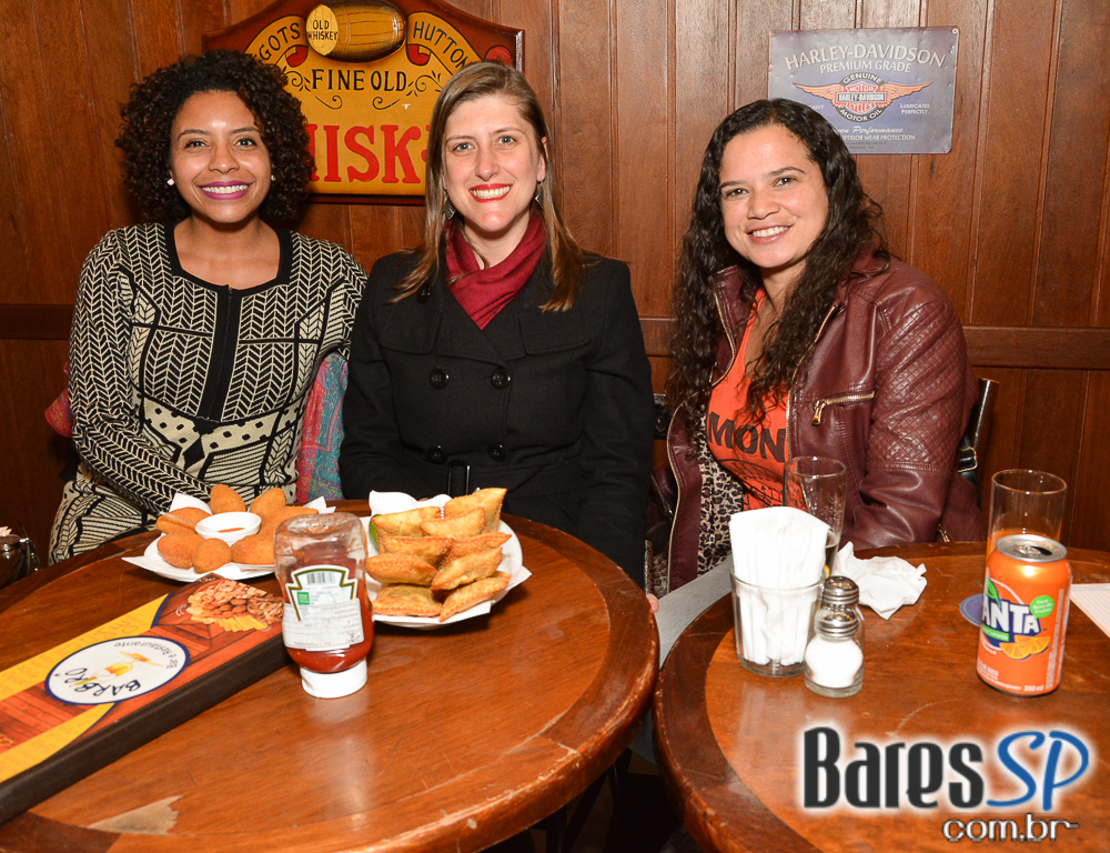 Mael Julia e Milton Santos se apresentam no BarBirô desta sexta-feira Mael Julia e Milton Santos se apresentam no BarBirô desta sexta-feira