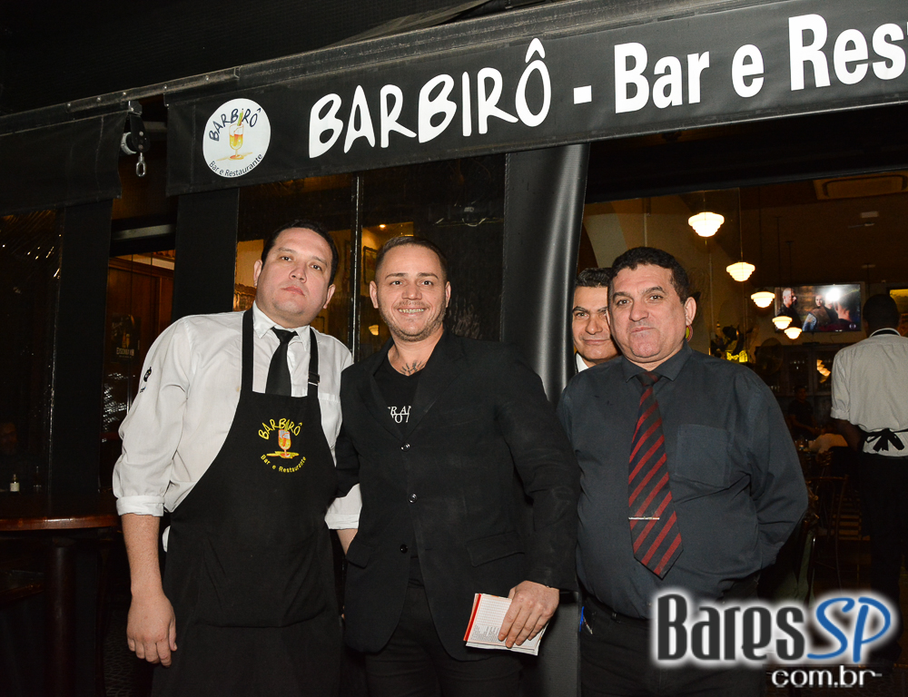 Mael Julia e Milton Santos se apresentam no BarBirô desta sexta-feira Mael Julia e Milton Santos se apresentam no BarBirô desta sexta-feira