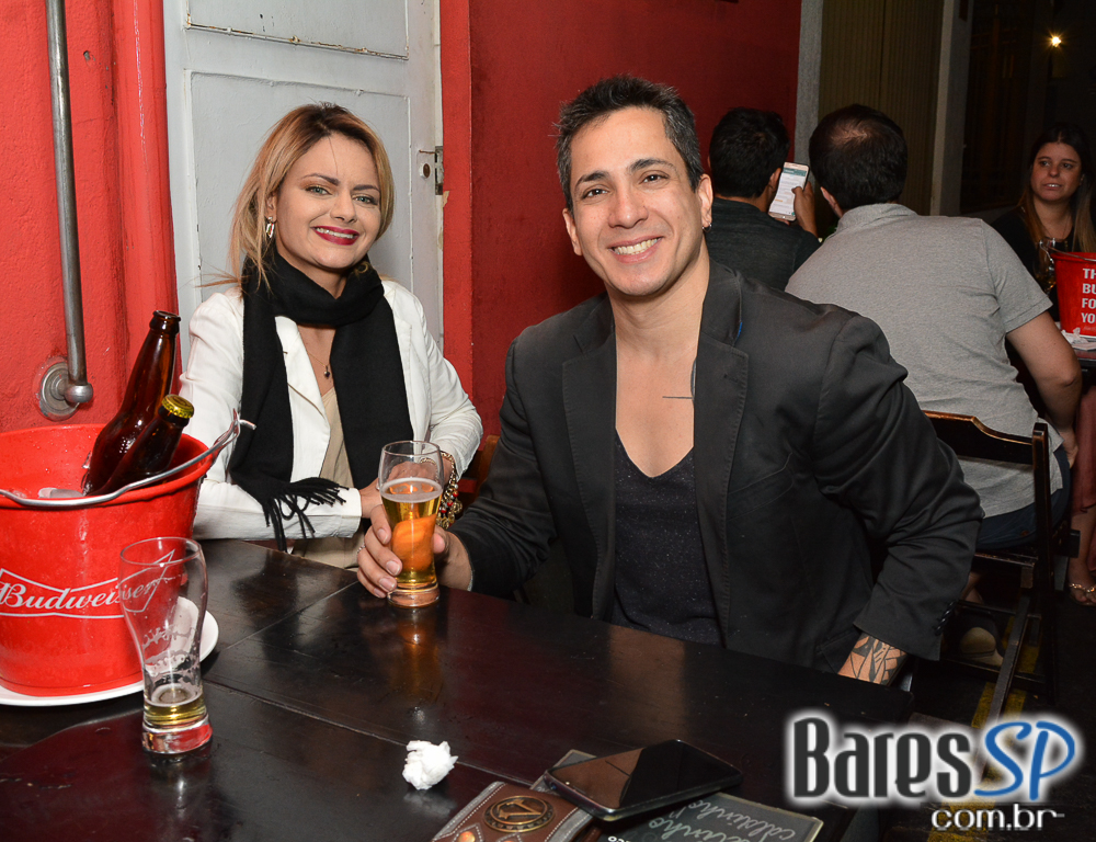 Aos sábados o Bar Salvador oferece feijoada e um cardápio variado de bebidas e petiscos Aos sábados o Bar Salvador oferece feijoada e um cardápio variado de bebidas e petiscos