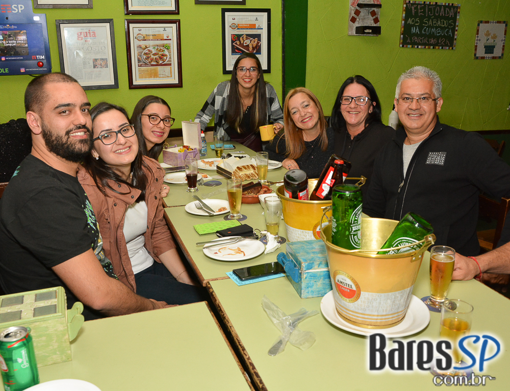 Distinta Freguesia oferece ambiente descontraído e cardápio recheado de delícias Distinta Freguesia oferece ambiente descontraído e cardápio recheado de delícias