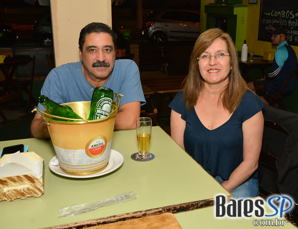 Distinta Freguesia oferece ambiente descontraído e cardápio recheado de delícias Distinta Freguesia oferece ambiente descontraído e cardápio recheado de delícias