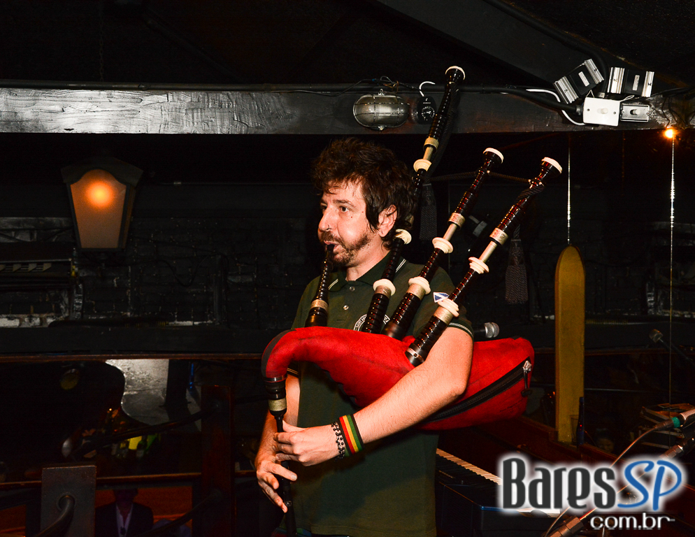 Show da banda Tritono Blues no Piratininga Bar Show da banda Tritono Blues no Piratininga Bar