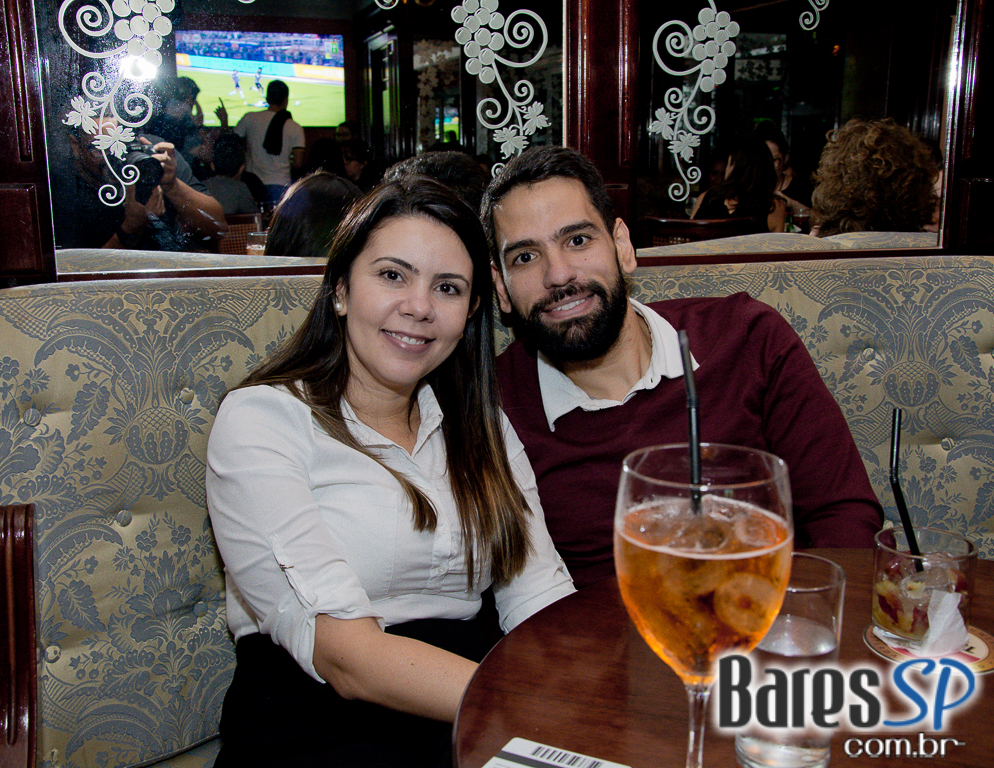 Banda Patrulha do Rádio sacode The Blue Pub com clássicos do Rock and Roll Banda Patrulha do Rádio sacode The Blue Pub com clássicos do Rock and Roll