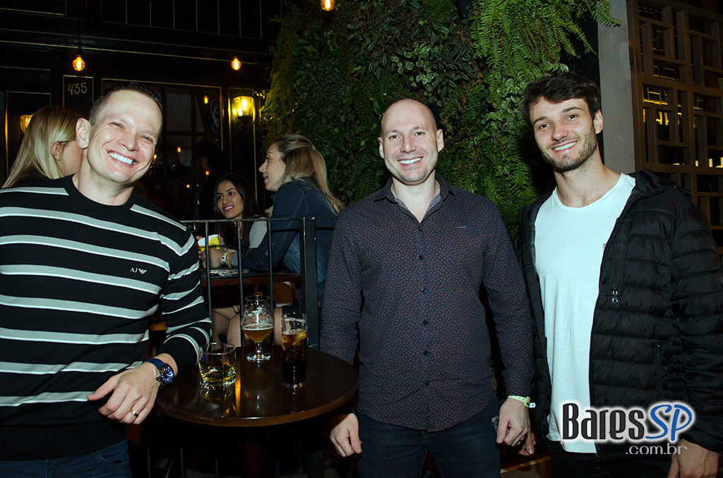 Cão Veio - Itaim Bibi participa do Circuito Mondial de Bares Cão Veio - Itaim Bibi participa do Circuito Mondial de Bares