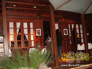 Bar Clube Chalezinho inaugura com show exclusivo do cantor Nasi Bar Clube Chalezinho inaugura com show exclusivo do cantor Nasi