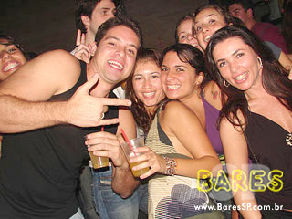 Noite The Hall Dance Classics no Espaço The Hall Noite The Hall Dance Classics no Espaço The Hall