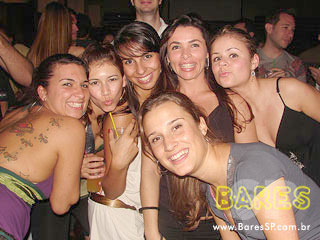 Noite The Hall Dance Classics no Espaço The Hall Noite The Hall Dance Classics no Espaço The Hall