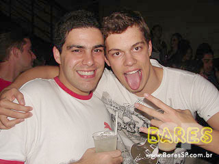 Noite The Hall Dance Classics no Espaço The Hall Noite The Hall Dance Classics no Espaço The Hall