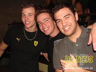 Noite The Hall Dance Classics no Espaço The Hall Noite The Hall Dance Classics no Espaço The Hall