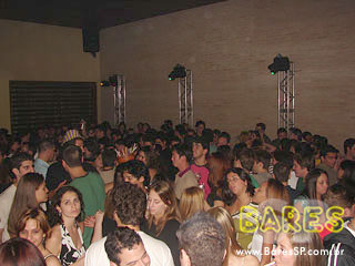 Noite The Hall Dance Classics no Espaço The Hall Noite The Hall Dance Classics no Espaço The Hall