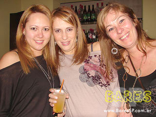 Noite The Hall Dance Classics no Espaço The Hall Noite The Hall Dance Classics no Espaço The Hall