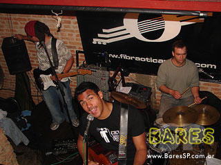 Banda Fibra Ótica no Caretas Bar Banda Fibra Ótica no Caretas Bar