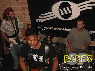 Banda Fibra Ótica no Caretas Bar Banda Fibra Ótica no Caretas Bar