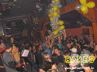 Festa de Aniversário do Dimitri Bar com a banda Alkatraz Festa de Aniversário do Dimitri Bar com a banda Alkatraz