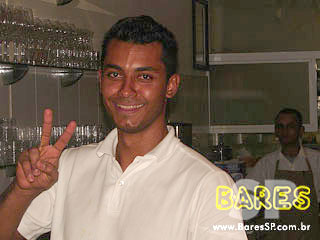 Sábado animado e com gente bonita no Barthô Sábado animado e com gente bonita no Barthô