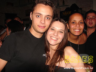 Grupos Na Onda do Samba e Q´Firmesa na Sexta Universitária do Barrogan Grupos Na Onda do Samba e Q´Firmesa na Sexta Universitária do Barrogan