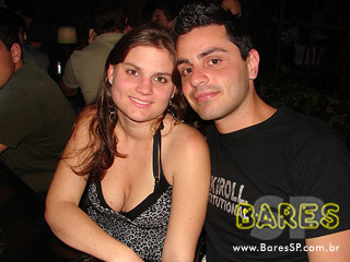 Sexta à noite no Paddock Bar e Gastronomia Sexta à noite no Paddock Bar e Gastronomia