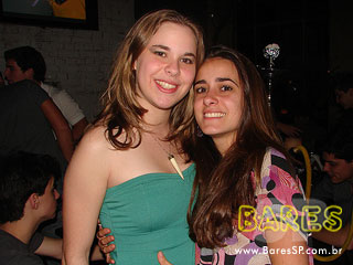 Sexta à noite no Paddock Bar e Gastronomia Sexta à noite no Paddock Bar e Gastronomia