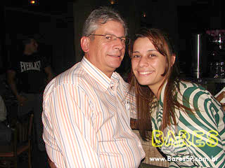 Sexta à noite no Paddock Bar e Gastronomia Sexta à noite no Paddock Bar e Gastronomia