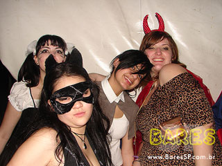 Sexta-Feira na Cachaçaria Pompéia Sexta-Feira na Cachaçaria Pompéia