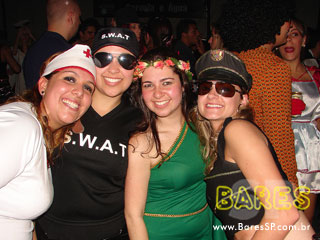 Sexta-Feira na Cachaçaria Pompéia Sexta-Feira na Cachaçaria Pompéia