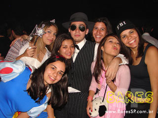 Sexta-Feira na Cachaçaria Pompéia Sexta-Feira na Cachaçaria Pompéia