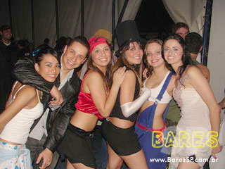 Sexta-Feira na Cachaçaria Pompéia Sexta-Feira na Cachaçaria Pompéia