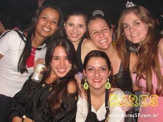 Sexta-Feira na Cachaçaria Pompéia Sexta-Feira na Cachaçaria Pompéia