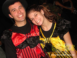 Sexta-Feira na Cachaçaria Pompéia Sexta-Feira na Cachaçaria Pompéia