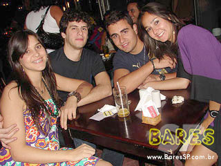 Sábado à noite no Seu Faria Bar Sábado à noite no Seu Faria Bar