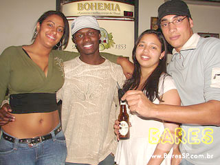 Ação Renault Portas Abertas no Estádio Preto & Branco Chopperia Ação Renault Portas Abertas no Estádio Preto & Branco Chopperia