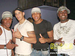 Grupos Nosso Estilo, Mega Samba e Pega Samba na Sexta Universitária do Barrogan Grupos Nosso Estilo, Mega Samba e Pega Samba na Sexta Universitária do Barrogan