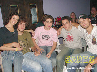 Grupos Nosso Estilo, Mega Samba e Pega Samba na Sexta Universitária do Barrogan Grupos Nosso Estilo, Mega Samba e Pega Samba na Sexta Universitária do Barrogan