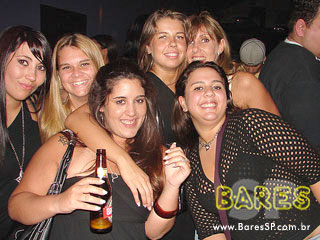 Grupos Nosso Estilo, Mega Samba e Pega Samba na Sexta Universitária do Barrogan Grupos Nosso Estilo, Mega Samba e Pega Samba na Sexta Universitária do Barrogan