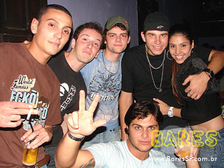 Grupos Nosso Estilo, Mega Samba e Pega Samba na Sexta Universitária do Barrogan Grupos Nosso Estilo, Mega Samba e Pega Samba na Sexta Universitária do Barrogan