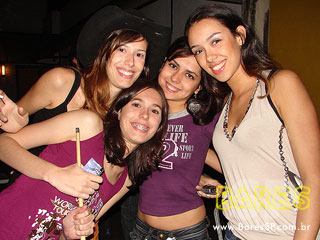 Grupos Nosso Estilo, Mega Samba e Pega Samba na Sexta Universitária do Barrogan Grupos Nosso Estilo, Mega Samba e Pega Samba na Sexta Universitária do Barrogan