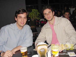 Sábado à noite no Seu Faria Bar Sábado à noite no Seu Faria Bar