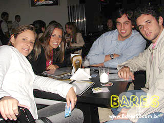 Sábado à noite no Seu Faria Bar Sábado à noite no Seu Faria Bar