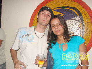 Banda A Cores anima o Caretas Bar Banda A Cores anima o Caretas Bar