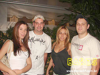 Banda A Cores anima o Caretas Bar Banda A Cores anima o Caretas Bar