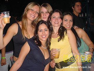 Festa Direito Mackenzie na Cachaçaria Pompeia Festa Direito Mackenzie na Cachaçaria Pompeia