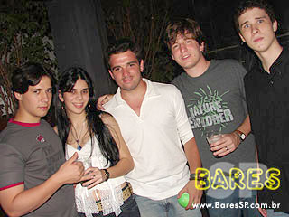 Sábado à noite no Seu Faria Bar Sábado à noite no Seu Faria Bar