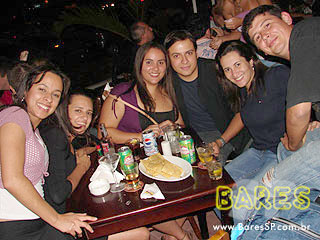 Sábado à noite no Seu Faria Bar Sábado à noite no Seu Faria Bar