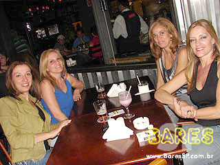 Sábado à noite no Seu Faria Bar Sábado à noite no Seu Faria Bar