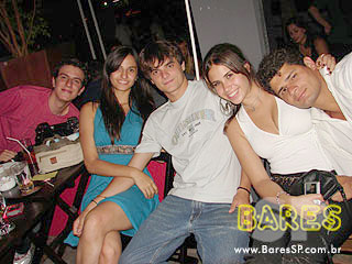 Sábado à noite no Seu Faria Bar Sábado à noite no Seu Faria Bar