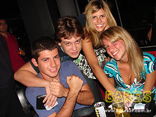 Sábado à noite no Seu Faria Bar Sábado à noite no Seu Faria Bar