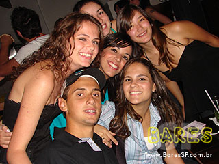 Sábado à noite no Seu Faria Bar Sábado à noite no Seu Faria Bar